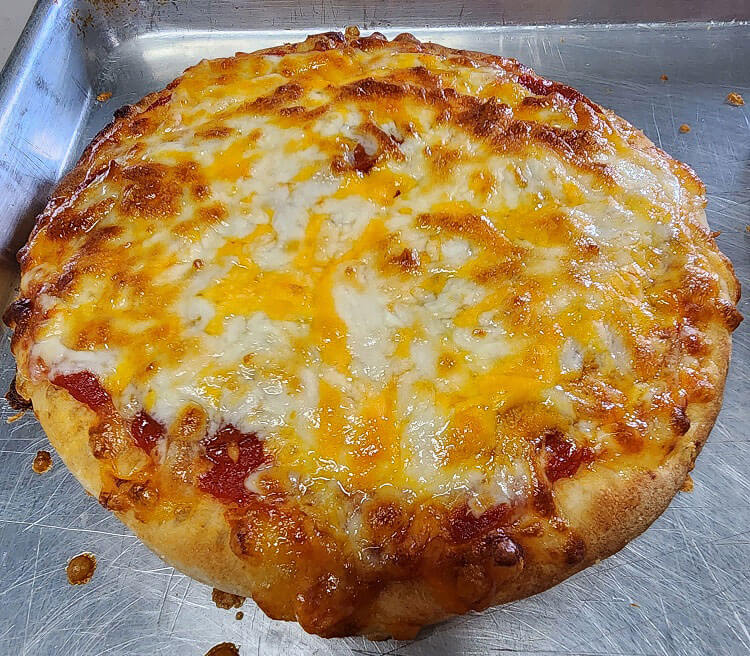 Festive decor, delicious jar goods, and more at the Appleberry Orchard's Farm Market