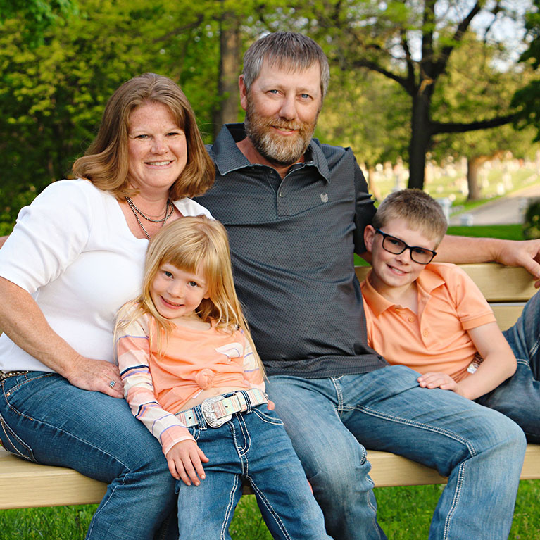 Jessica and Ryan Welch own Appleberry Orchard in Donnellson, Iowa, growing apples, strawberries, raspberries, black berries, blueberries and Christmas trees.  The farm also features an historic barn, petting farm, play area, and a Haunted House in the fall. 